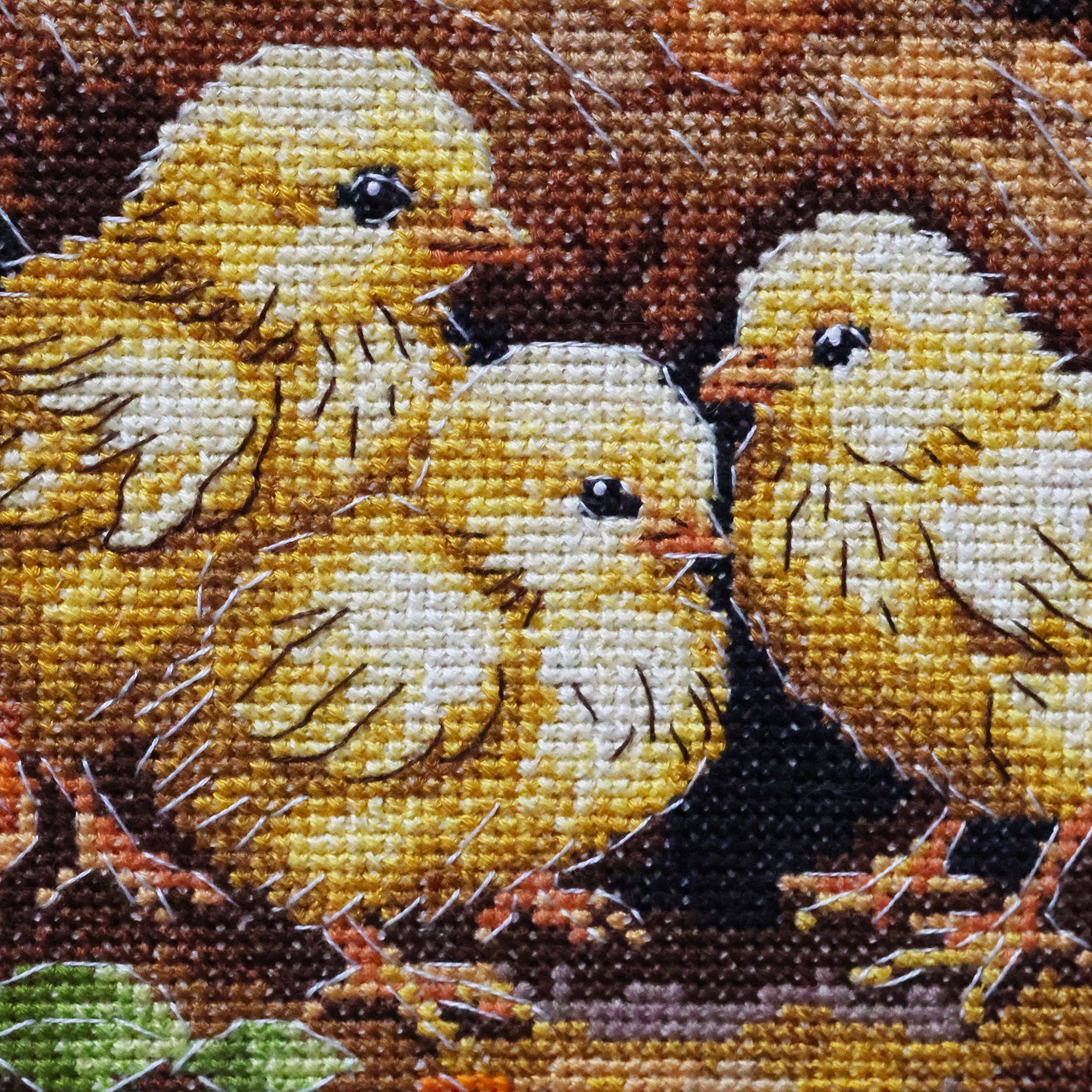 Cross-stitch kit - Hen in the Yard AH-326-4