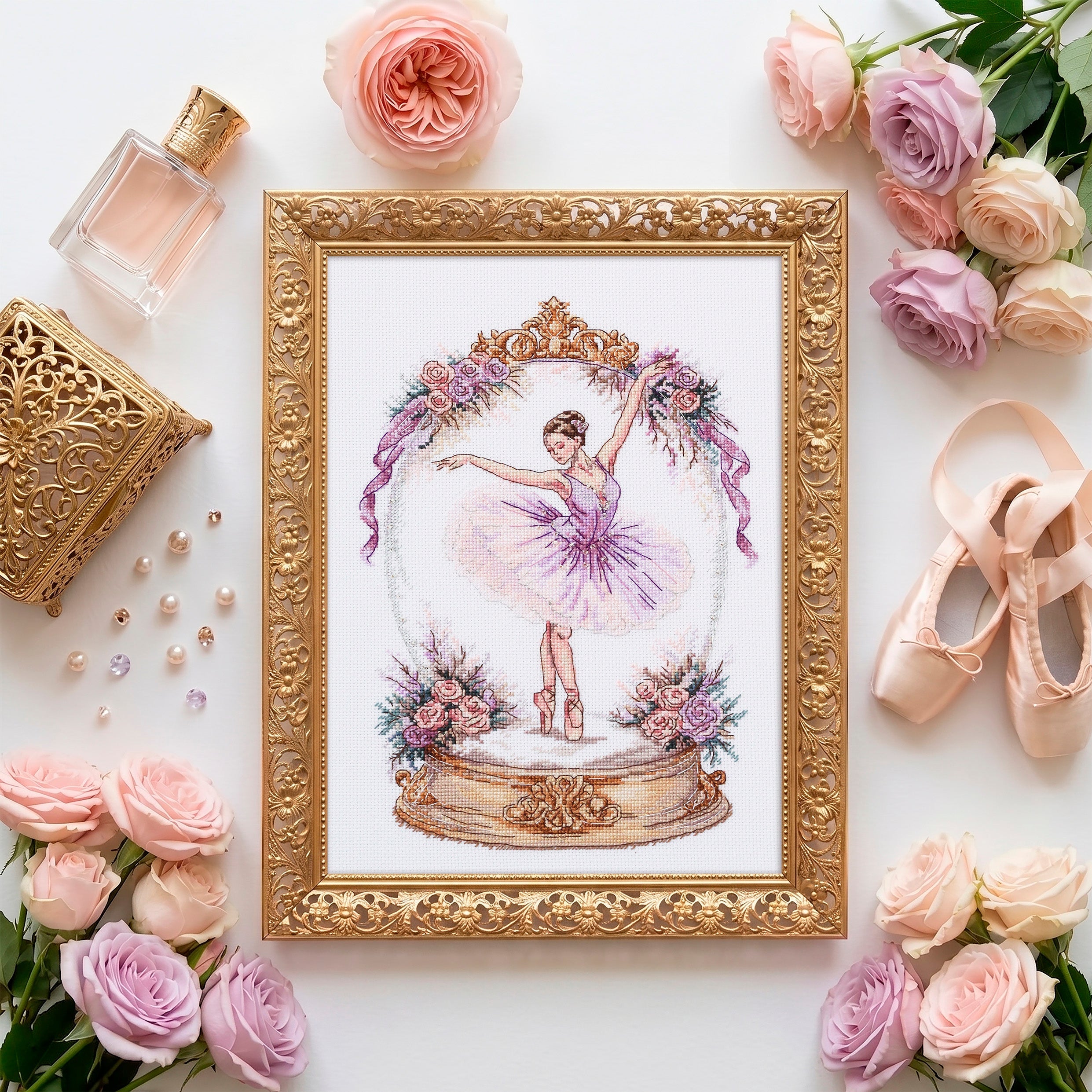 Cross-stitch kit - The Embodiment of Grace AH-329-1