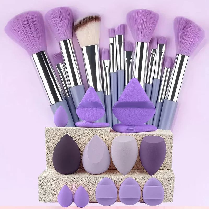 Makeup Brush Set with Storage Bag – Mini Travel-Friendly Professional Brushes