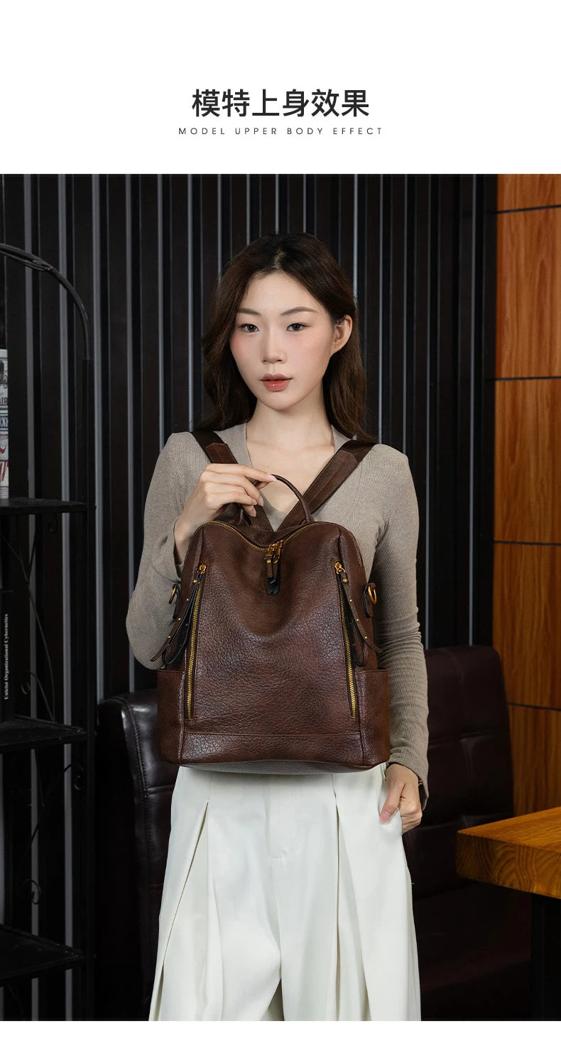 A woman models a brown pebbled leather backpack with gold-tone hardware in an indoor setting. The image includes Chinese text at the top reading '模特上身效果' and 'MODEL UPPER BODY EFFECT'.