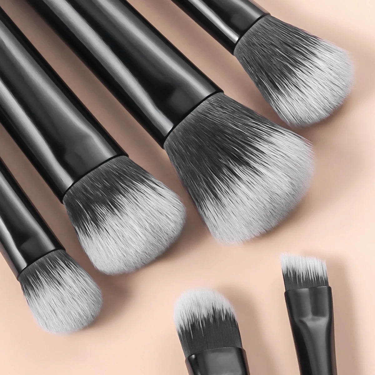 Makeup Brush Set with Storage Bag – Mini Travel-Friendly Professional Brushes