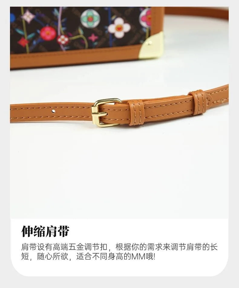 A close-up of a tan adjustable shoulder strap with a gold-tone buckle, shown against a white background with Chinese text below and a partial floral-patterned bag visible at the top.